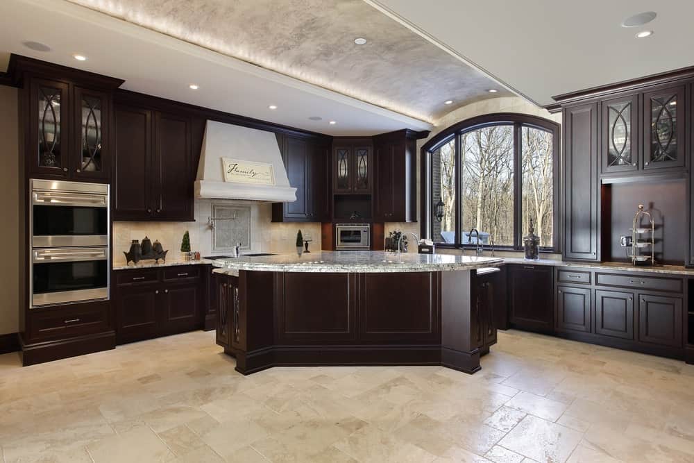 What Is Considered a Luxury Kitchen?