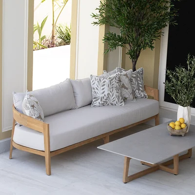 The Benefits Of Weatherproof Garden Furniture